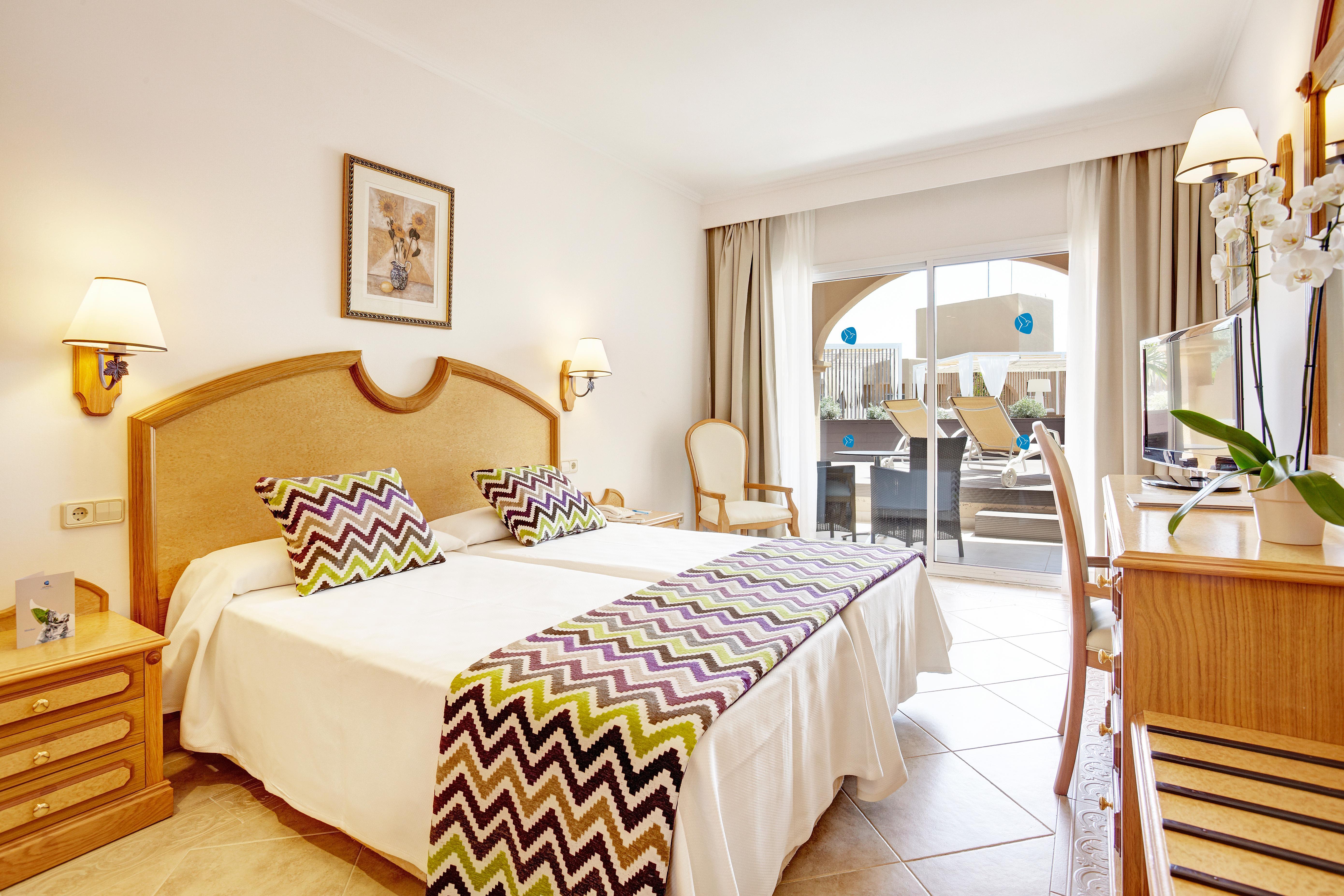 Grupotel Santa Eularia & Spa - Adults Only Santa Eulària des Riu Kültér fotó