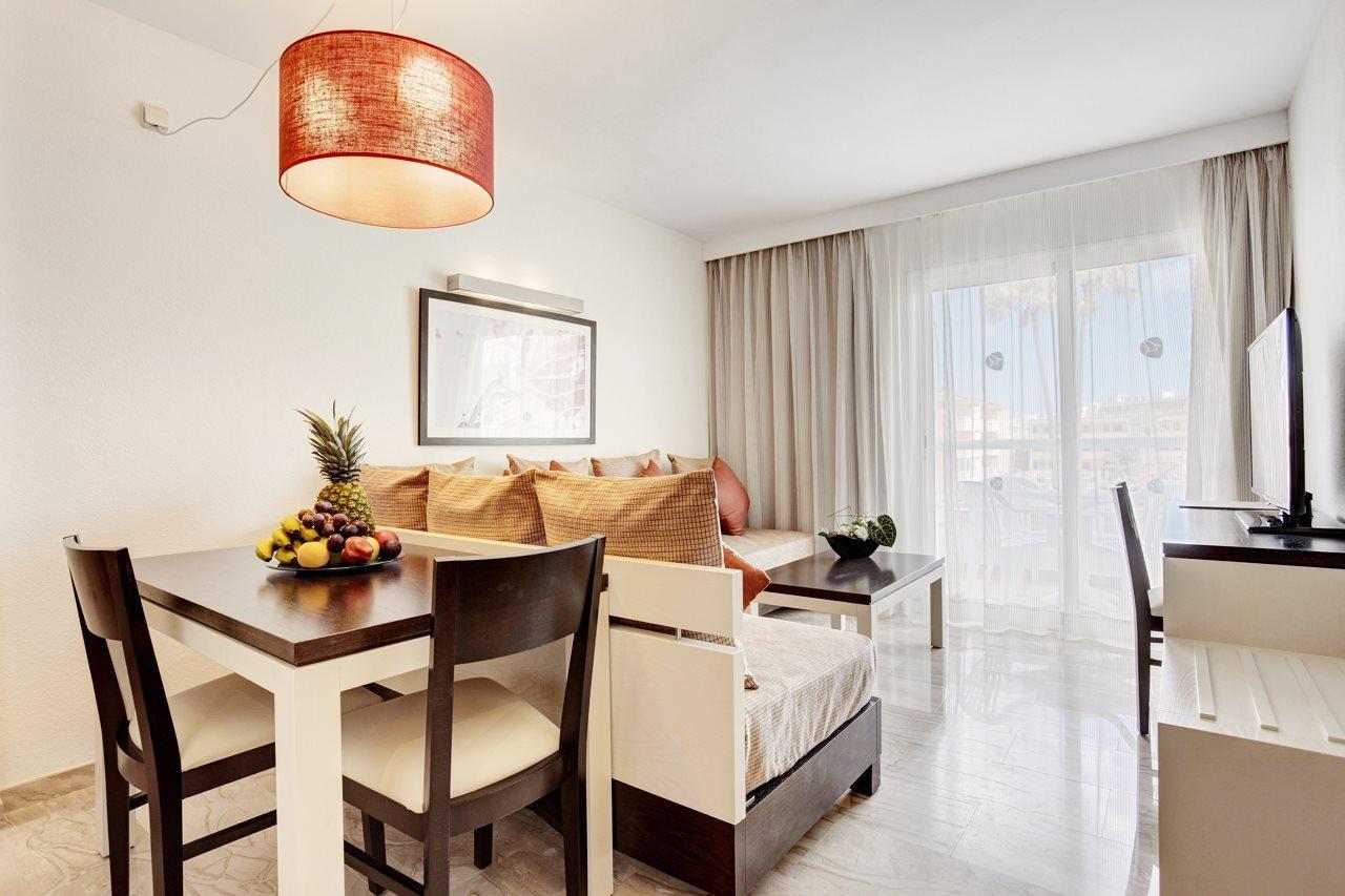 Grupotel Santa Eularia & Spa - Adults Only Santa Eulària des Riu Kültér fotó