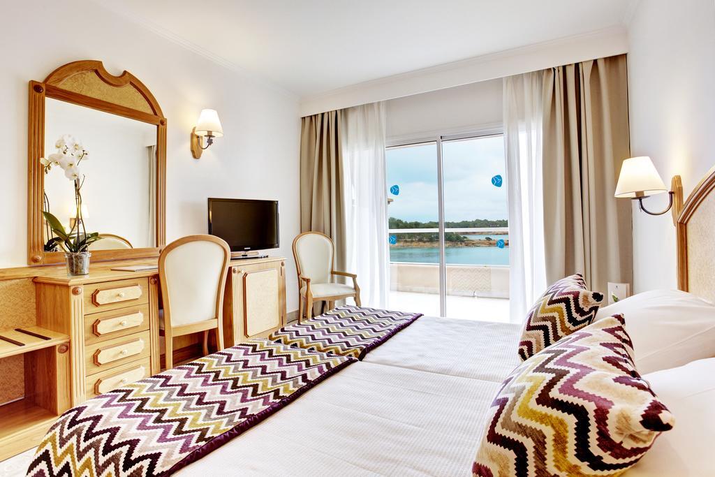 Grupotel Santa Eularia & Spa - Adults Only Santa Eulària des Riu Kültér fotó