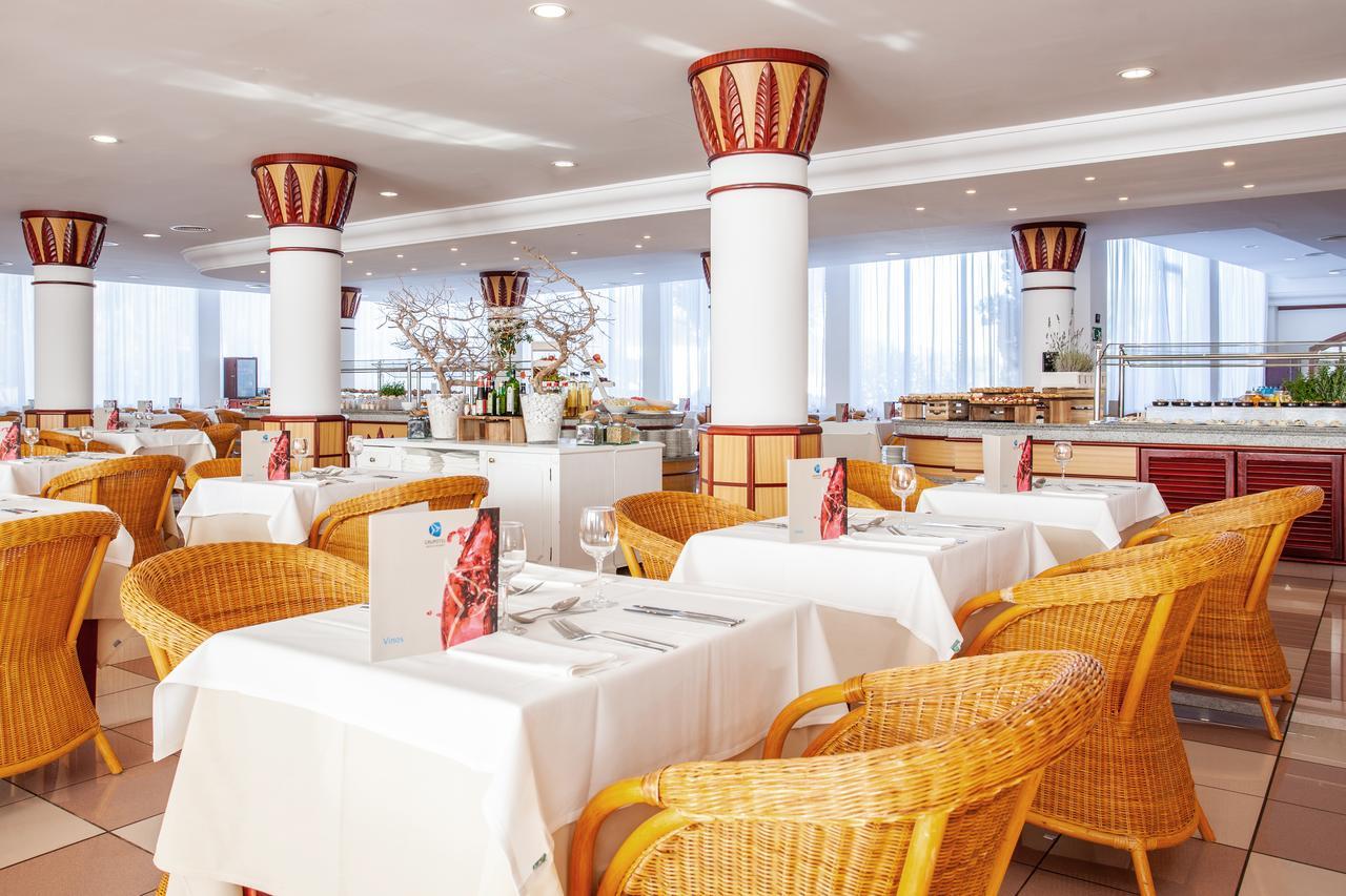 Grupotel Santa Eularia & Spa - Adults Only Santa Eulària des Riu Kültér fotó